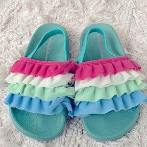 New Hanna andersson ruffle slides